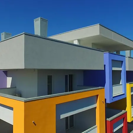 New Vibrant In Daire *